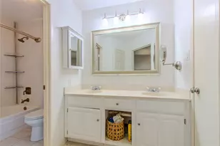 2601 S Braeswood Blvd, Houston, TX 77025 - Photo 16