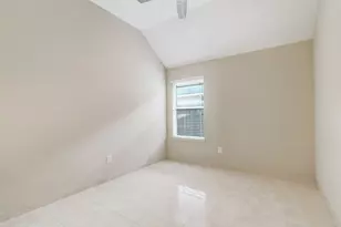 19103 Golden Heath Ln, Richmond, TX 77407 - Photo 12