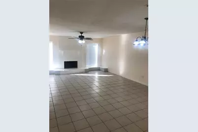 8646 Maplecrest Drive, Houston, TX 77099 - Photo 2
