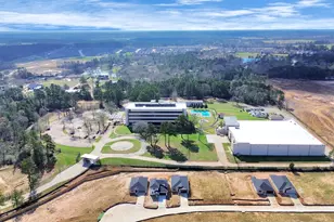 19737 Flag Vw Dr, Montgomery, TX 77356 - Photo 4