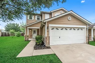 9907 Victoria Grove Ln, Houston, TX 77075 - Photo 1