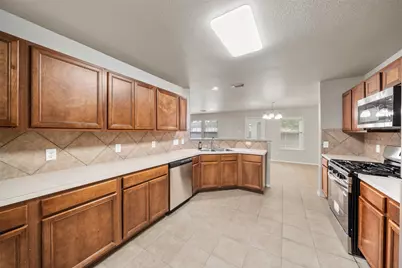 9907 Victoria Grove Lane, Houston, TX 77075 - Photo 16