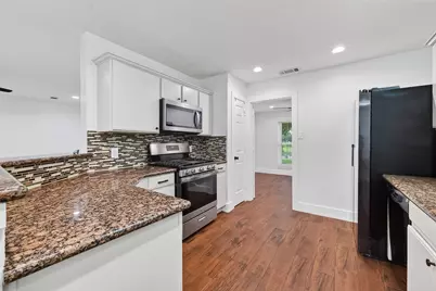 2018 Village Court Lane, Rosenberg, TX 77471 - Photo 16