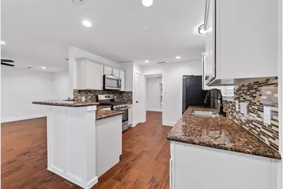 2018 Village Court Lane, Rosenberg, TX 77471 - Photo 12