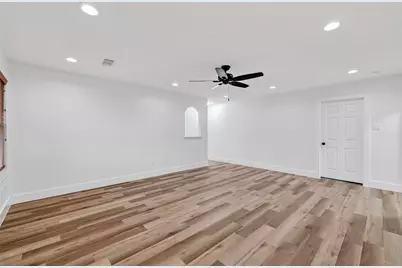 2018 Village Court Lane, Rosenberg, TX 77471 - Photo 38