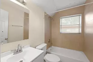 515 Lloyd Ln, Baytown, TX 77521 - Photo 24