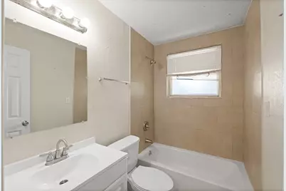 515 Lloyd Lane, Baytown, TX 77521 - Photo 16