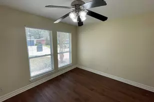 9422 Chartermoss Cir, Houston, TX 77070 - Photo 4