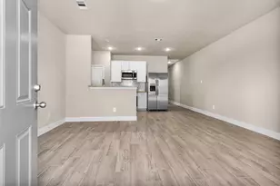 496 Golden St, Willis, TX 77378 - Photo 4