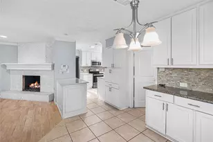 6002 McKnight St, Houston, TX 77035 - Photo 8