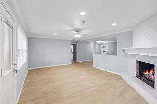 6002 McKnight St, Houston, TX 77035 - Photo 4