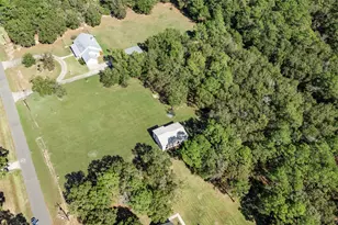 536 Indian Trails Dr, Wallisville, TX 77597 - Photo 16