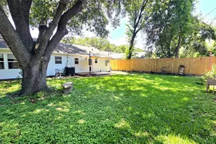 4018 Woodfox St, Houston, TX 77025 - Photo 28