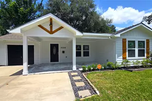 4018 Woodfox St, Houston, TX 77025 - Photo 4