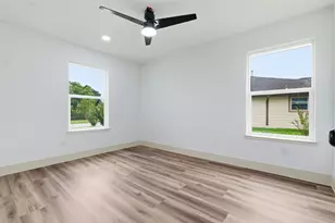 910 Evonne St, Houston, TX 77017 - Photo 20