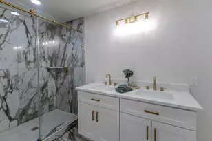 7912 Ford St, Houston, TX 77012 - Photo 12