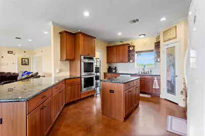 5750 Cedar Hill Road, Brenham, TX 77833 - Photo 20