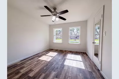 118 N Ringgold Street, West Columbia, TX 77486 - Photo 10