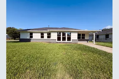 118 N Ringgold Street, West Columbia, TX 77486 - Photo 1