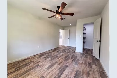 118 N Ringgold Street, West Columbia, TX 77486 - Photo 8