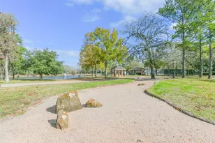 202 Victoria Way, Friendswood, TX 77546 - Photo 30