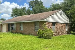 3127 Groton Dr, Houston, TX 77051 - Photo 4