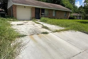3127 Groton Dr, Houston, TX 77051 - Photo 2
