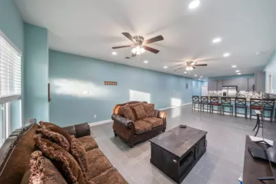 83 Elizabeth Drive, Bay City, TX 77414 - Photo 8