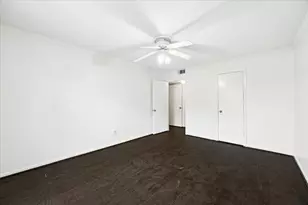 7575 Katy Fwy, Houston, TX 77024 - Photo 12