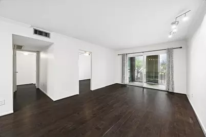 7575 Katy Freeway #103, Houston, TX 77024 - Photo 4