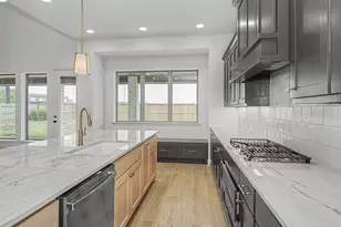 25630 Hughes Dr, Katy, TX 77493 - Photo 2