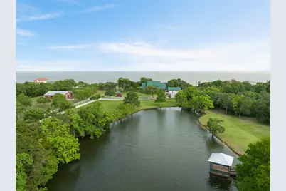 8226 Fm 2354, Beach City, TX 77523 - Photo 2