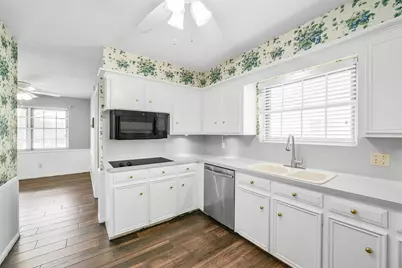 1423 Ash Meadow Drive, Houston, TX 77090 - Photo 14