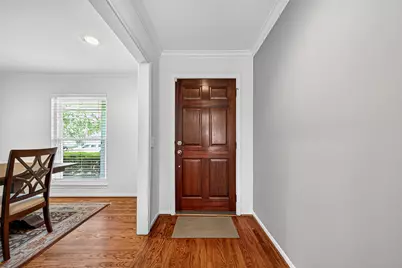 9327 Meadowcroft Drive, Houston, TX 77063 - Photo 6