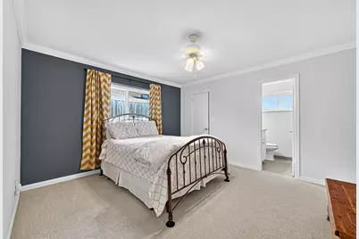 9327 Meadowcroft Drive, Houston, TX 77063 - Photo 38