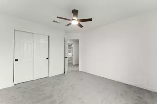 13706 Sablesprings Ln, Houston, TX 77014 - Photo 46