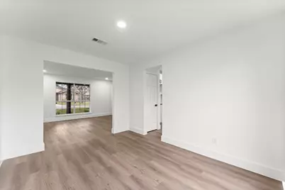 13706 Sablesprings Lane, Houston, TX 77014 - Photo 30