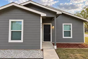 217 Gans St, Houston, TX 77029 - Photo 2