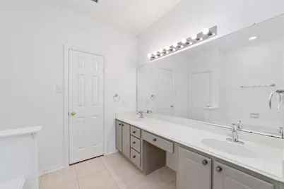 8030 Loyel Pointe Drive, Houston, TX 77064 - Photo 18