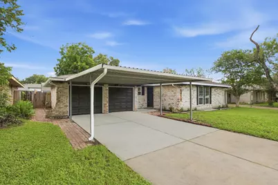 6418 Silver Chalice Drive, Houston, TX 77088 - Photo 4