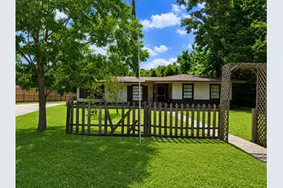 320 Temple Street, Woodville, TX 75979 - Photo 1