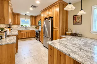 504 Edgewater St, Richwood, TX 77531 - Photo 6