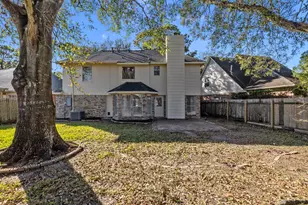 14631 St Cloud Dr, Houston, TX 77062 - Photo 32