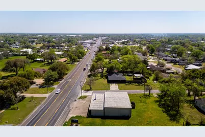 601 N May Street, Madisonville, TX 77864 - Photo 28