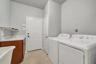 1541 Tuscan Village Dr, League City, TX 77573 - Photo 32