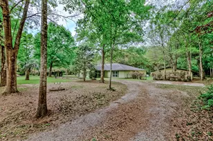 10995 Bonwell Loop, Kountze, TX 77625 - Photo 2