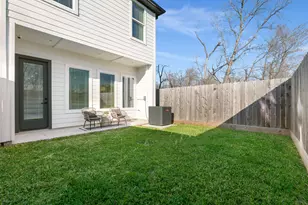 2708 Noble St, Houston, TX 77026 - Photo 22