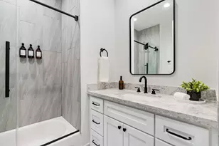 2708 Noble St, Houston, TX 77026 - Photo 18