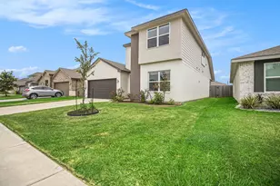 1823 William Scott St, Baytown, TX 77523 - Photo 4