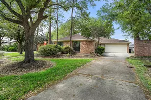 12110 Nova Dr, Houston, TX 77077 - Photo 1
